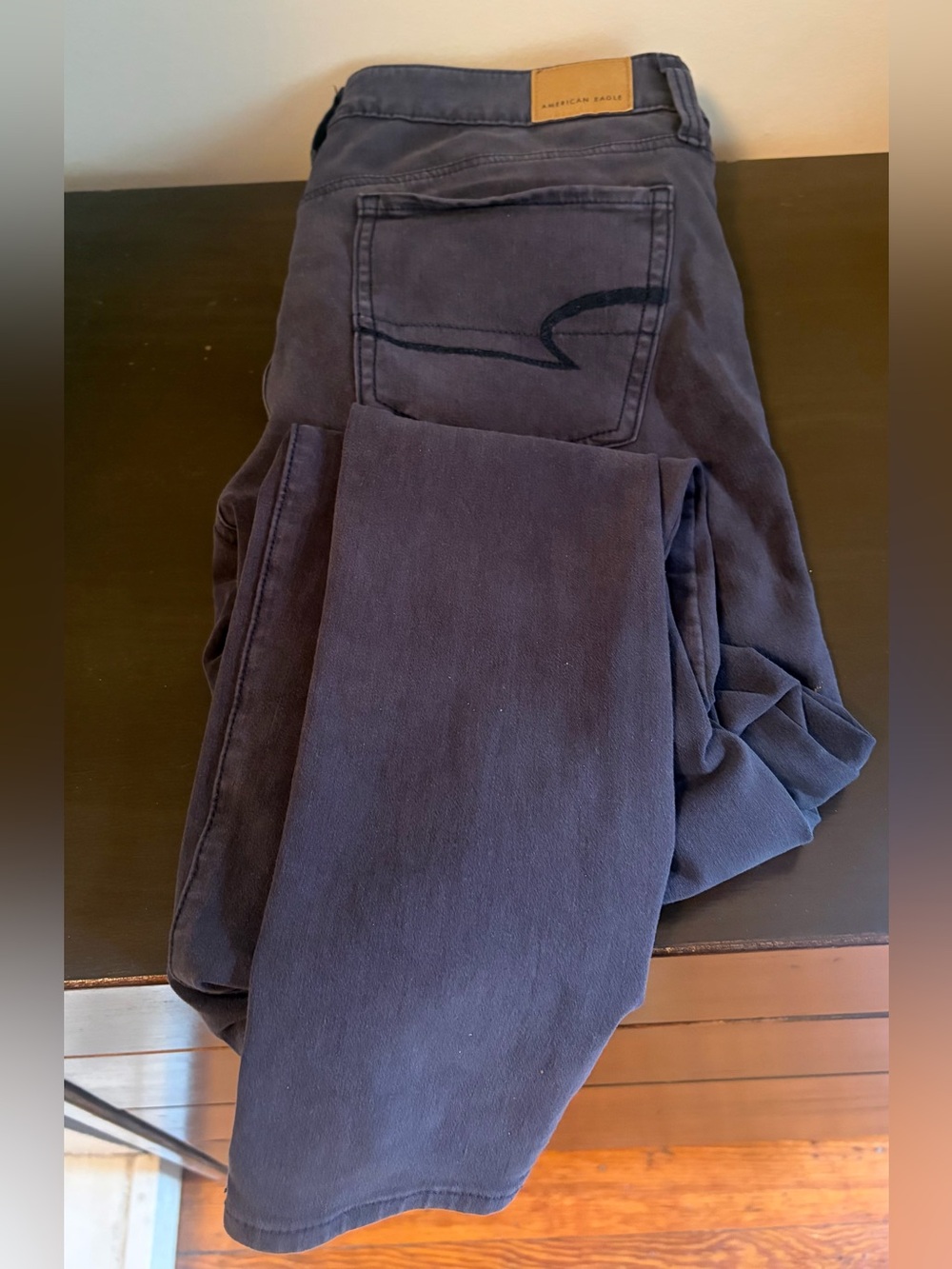 American Eagle Outfitters Women's Navy Skinny Jeans size 8 LONG